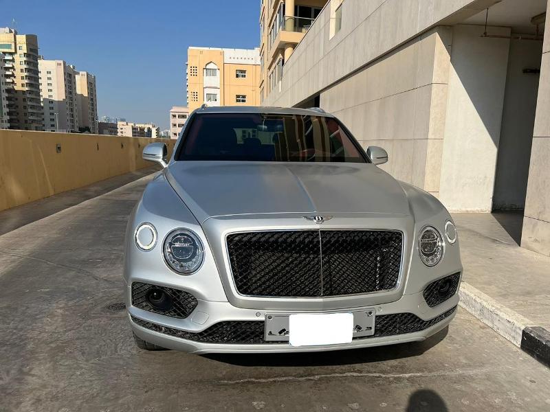 Rent Bentley Bentayga 2019 in Dubai